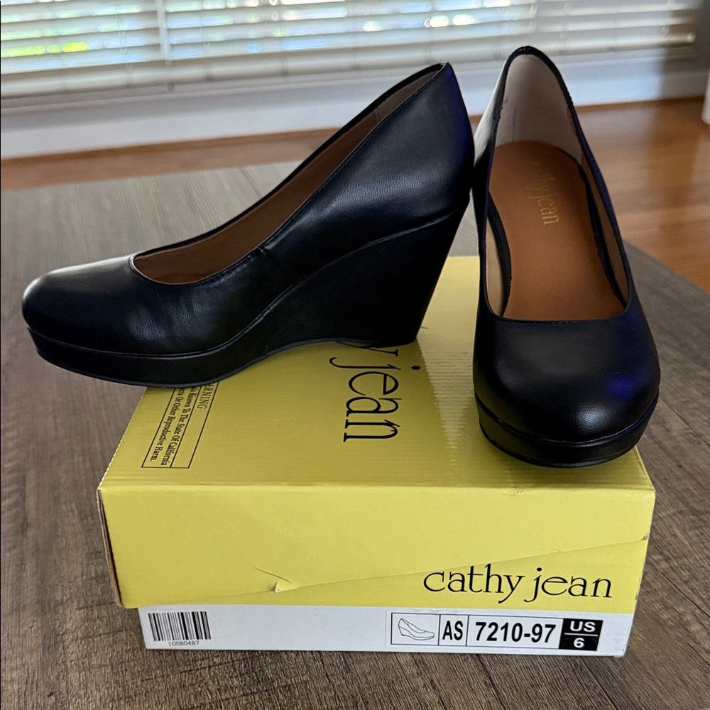 Cathy Jean Black Leather Wedges